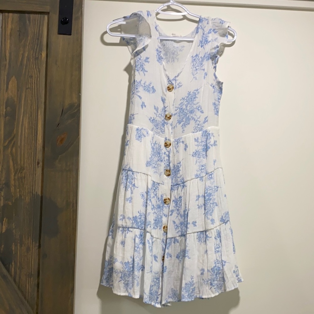 White and blue dress with buttons, S